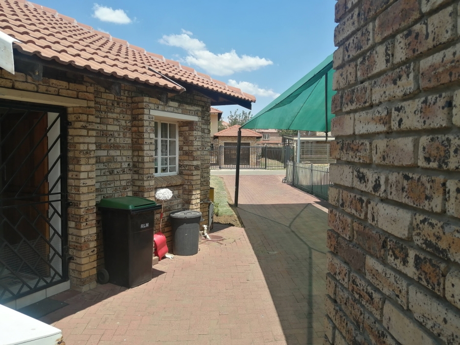 3 Bedroom Property for Sale in Waterval East North West